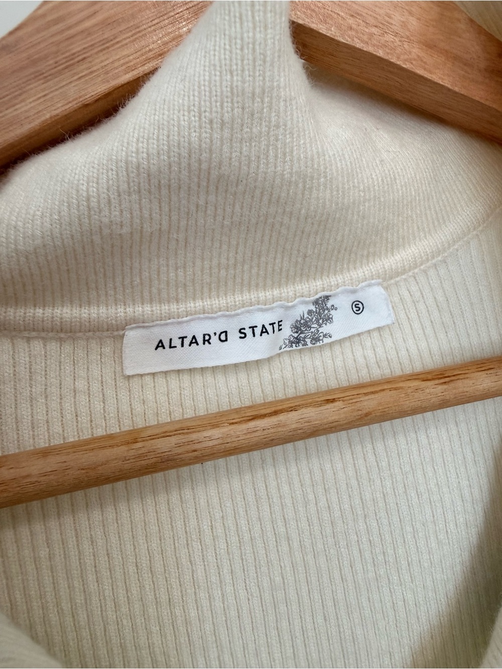 Altar’s State Striped Knit Polo Sweater Vest in Cream and Sage — Size Small - Picture 3 of 4